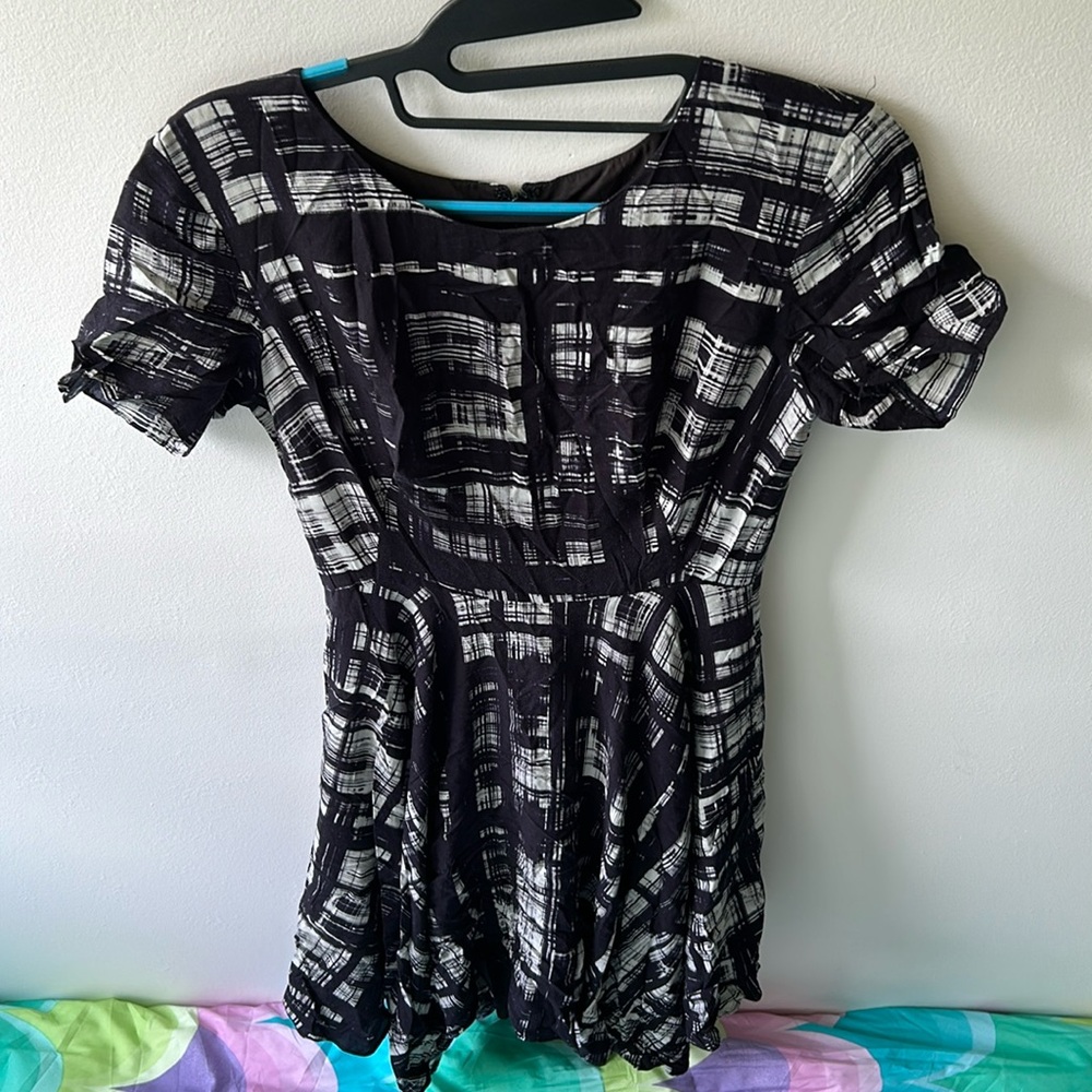 Coreylynncalter Short sleeve High neck dress